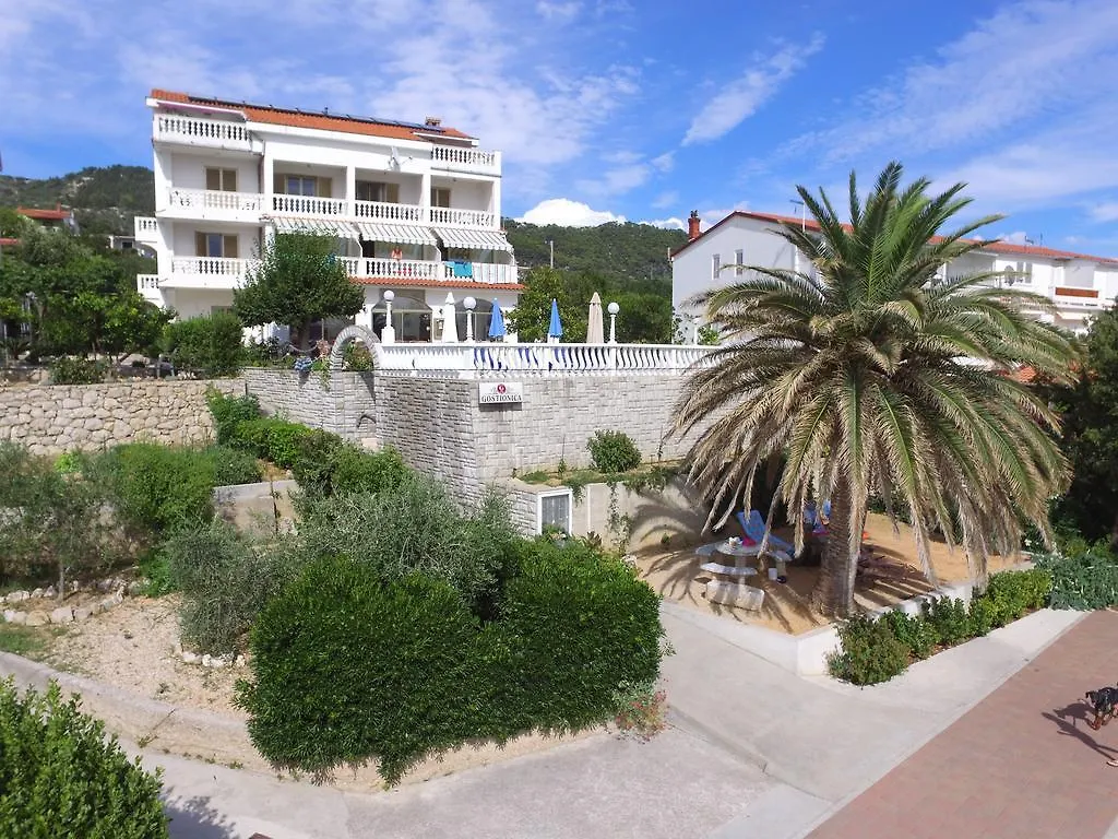 Apartments And Rooms Vinko Barbat na Rabu