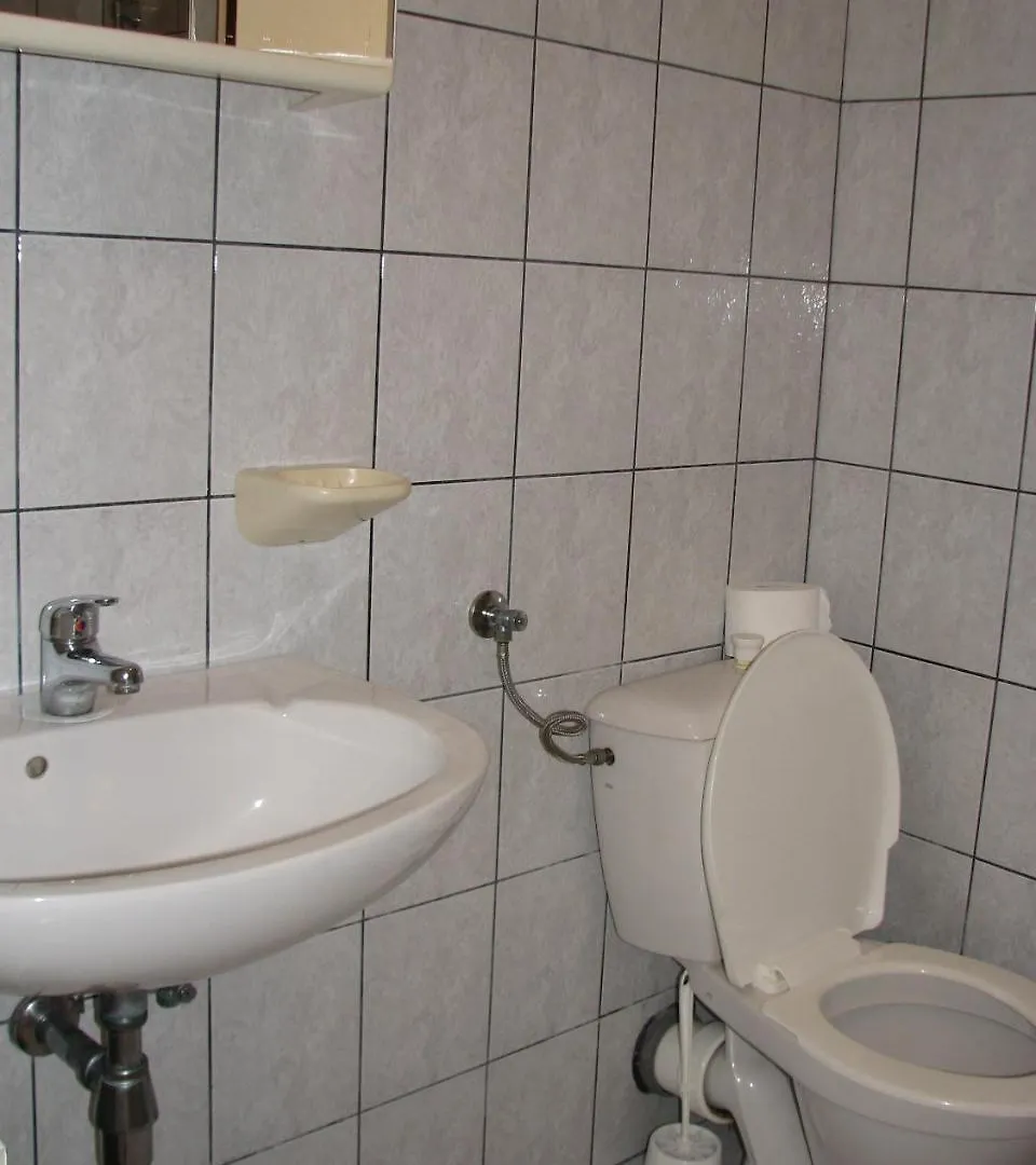 Apartments And Rooms Vinko Barbat na Rabu 3*,